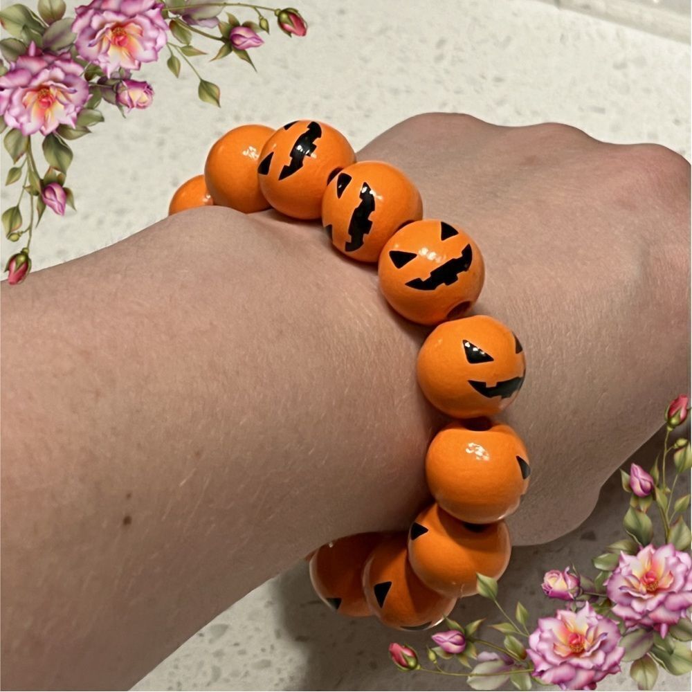 Spooky Halloween Pumpkin Wood Beaded‎ Stretch Bracelet